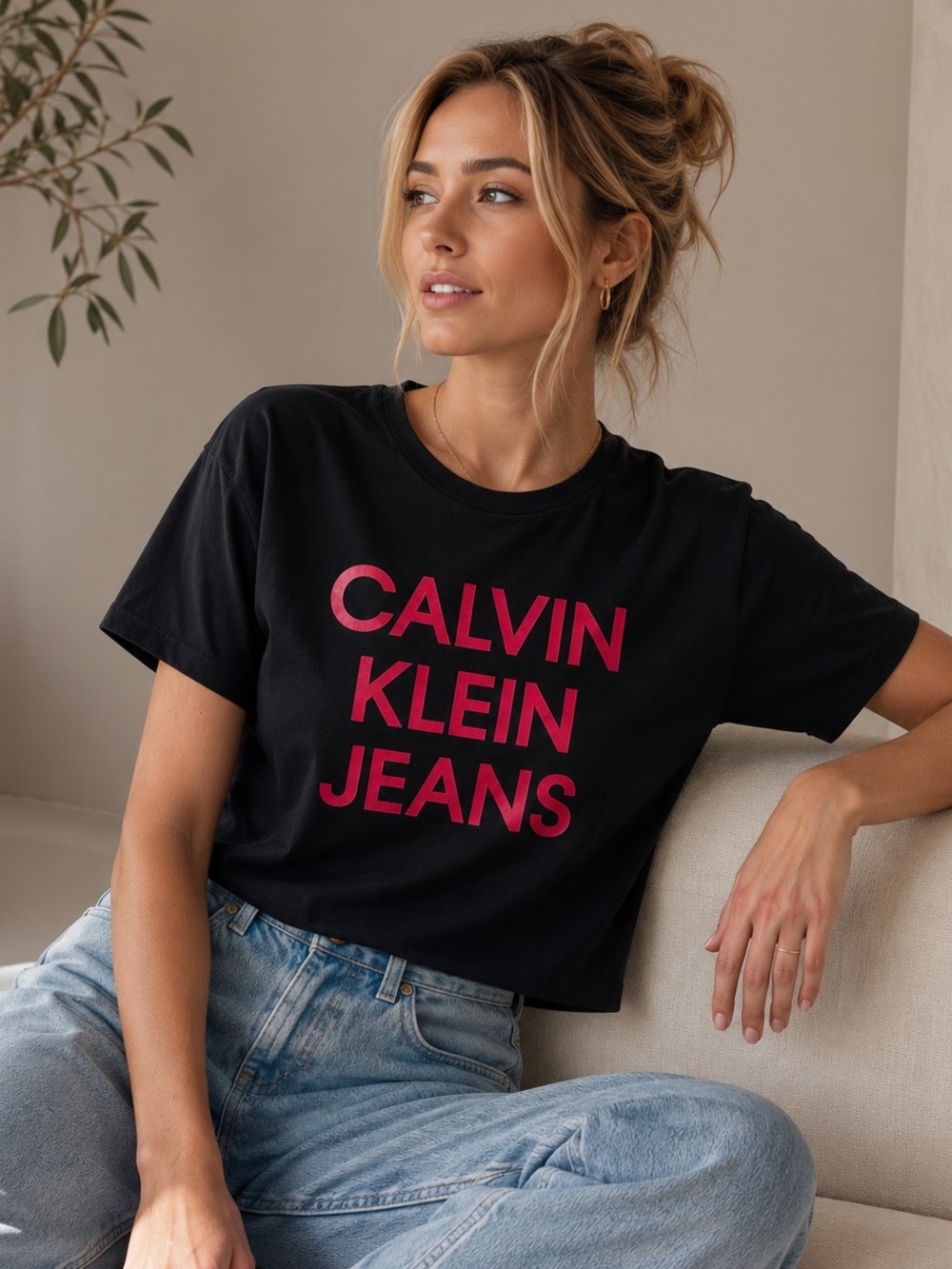 Calvin Klein Jeans Women’s Black Crop T-Shirt with Pink Logo - Size Medium